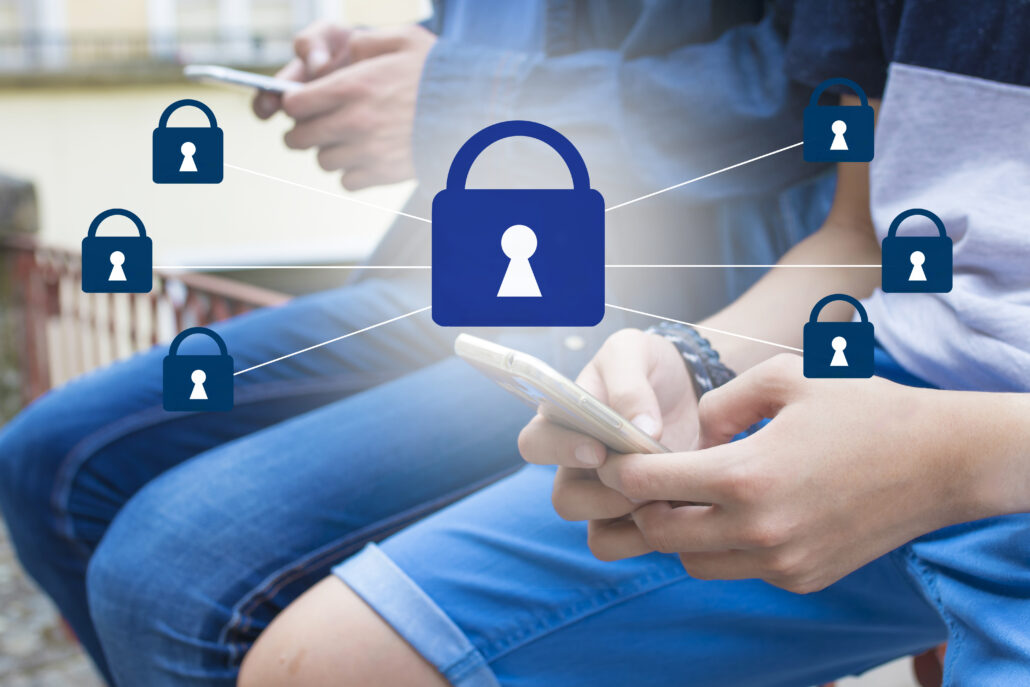 Adatgyűjtés android mobiltelefon használat közben